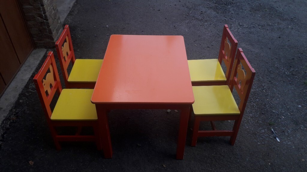 kids table and chairs gumtree